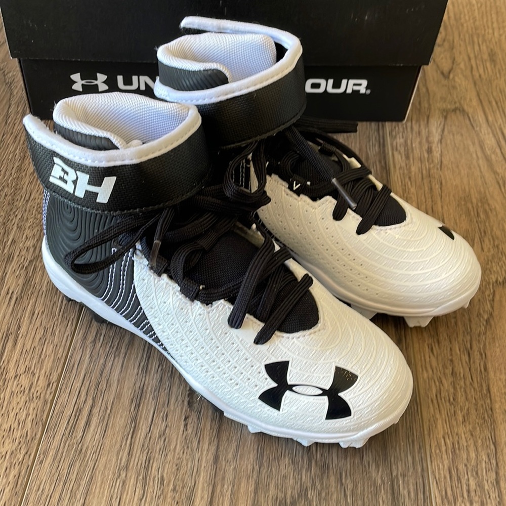 Under Armour Cleats